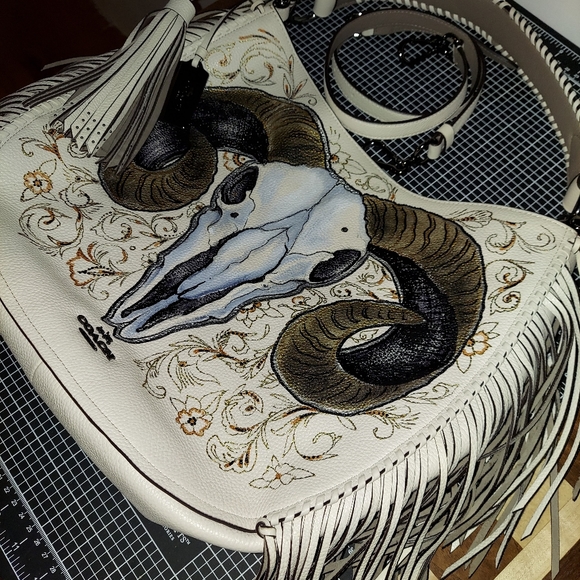 Cross posted Coach Nomad Fringe Ram filigree tattoo chelsea - Picture 7 of 7